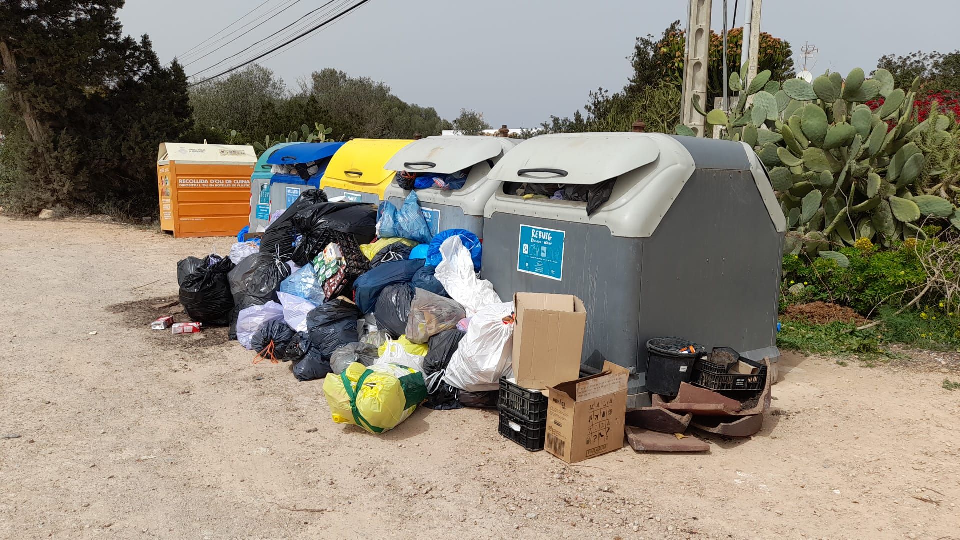 Galería de imágenes: Huelga de basureros en Formentera