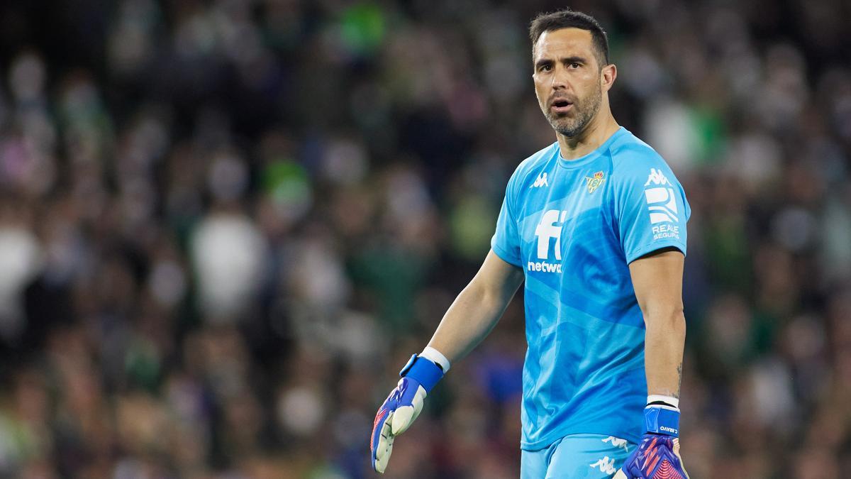 Claudio Bravo ante el Eintracht