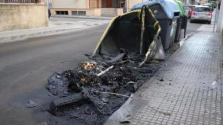 In den vergangenen Monaten brannten in Palma rund 300 Mülltonnen ab.