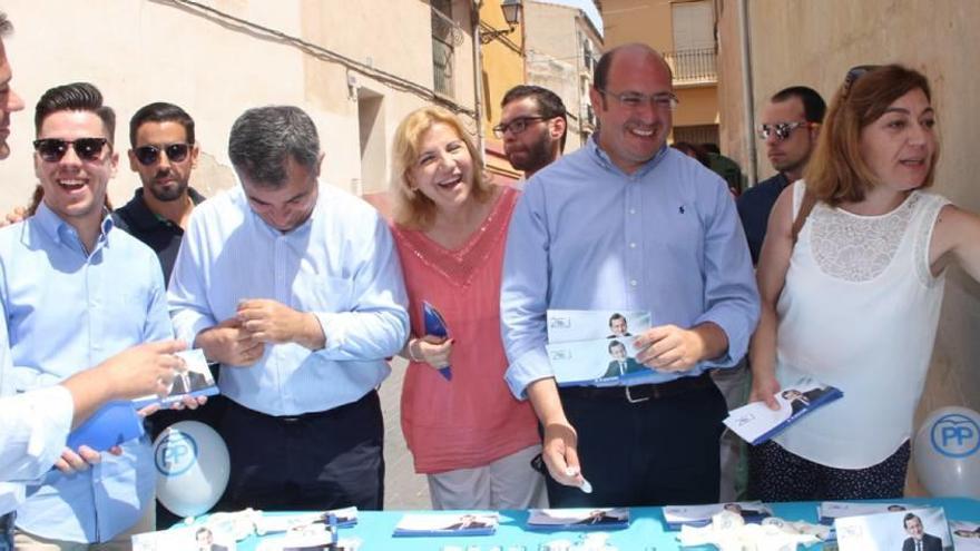 Pedro Antonio presume de &quot;austeridad&quot; frente a quienes &quot;llenan de carteles las calles&quot;