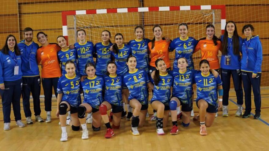 La selección infantil femenina asturiana de balonmano. | FBPA