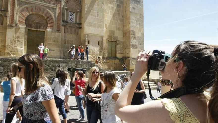 Los hosteleros se plantean paquetes turísticos que unan cultura y deporte