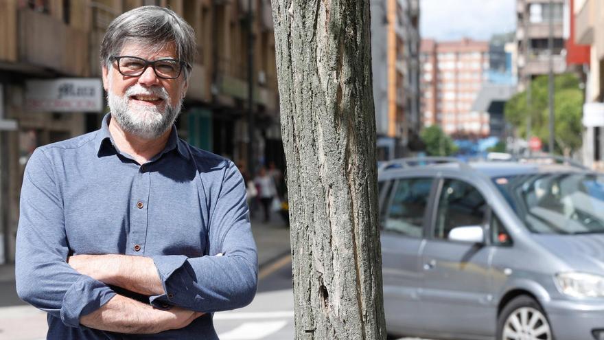 &quot;Tenemos más de 50 niños y el año que viene se van a incorporar nuevos al colegio&quot;, dice Alberto Tirador