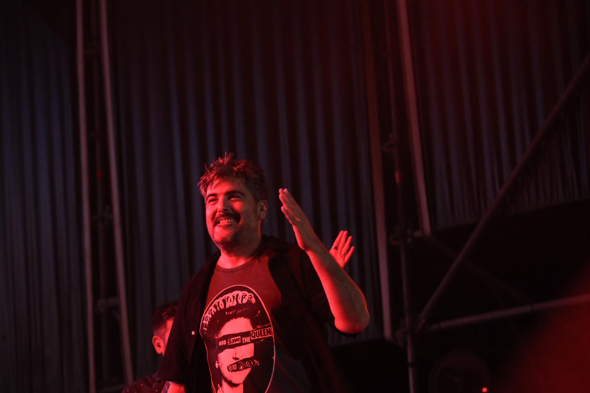 Momentos del concierto de los hermanos Muñoz (Estopa) en el recinto Marenostrum Fuengirola