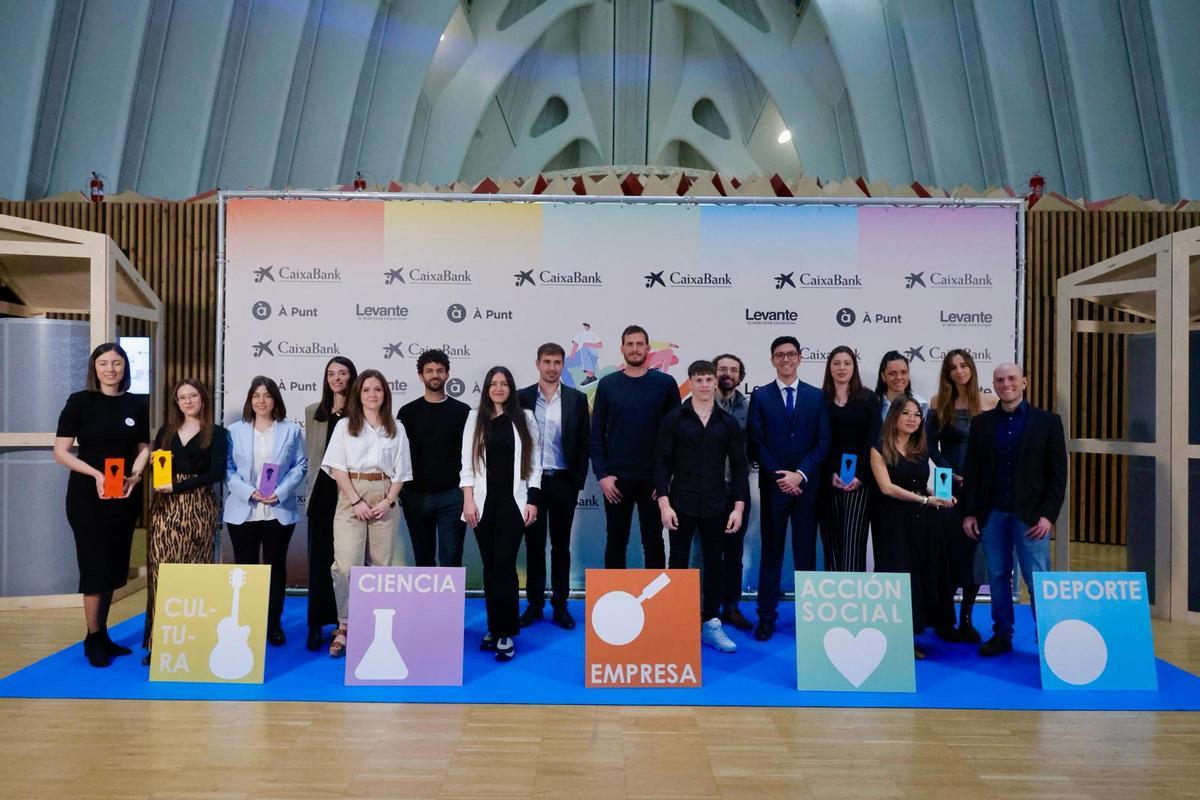 El photocall de la gala de los Premio Talento Joven de Levante-EMV