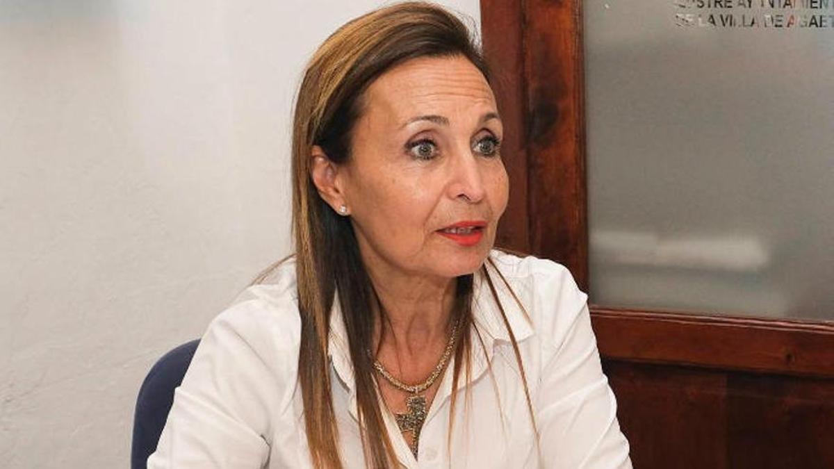 María del Carmen Rosario.