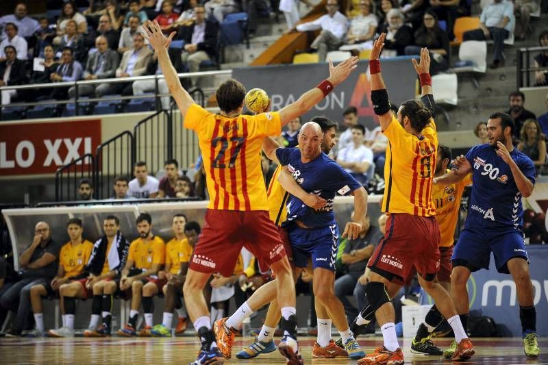 Fotogalería del BM Aragón contra el Barcelona