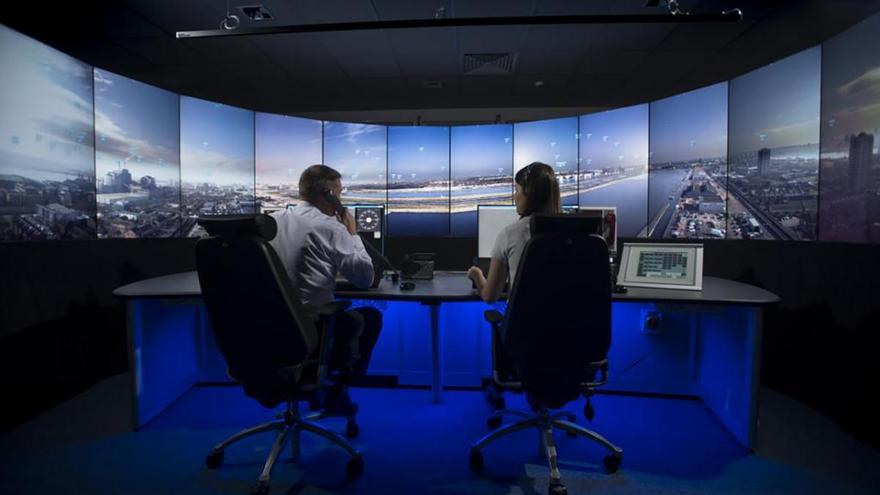 La torre virtual de Peinador controlará otros dos aeropuertos