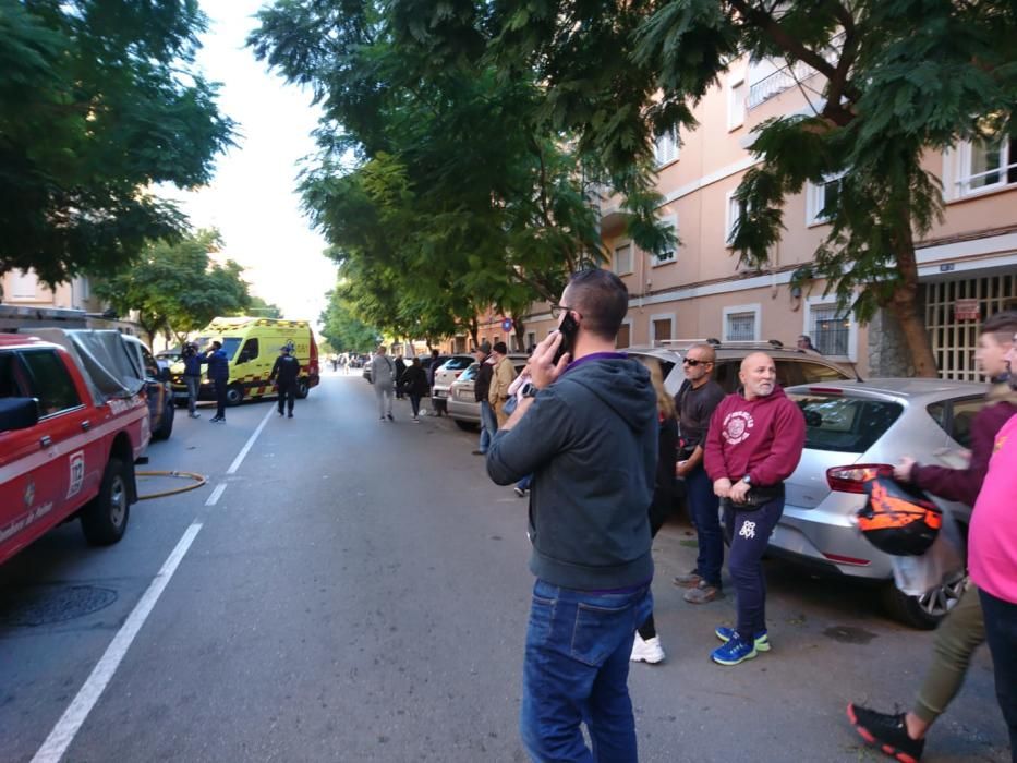 Desalojan un edificio en Palma por un incendio