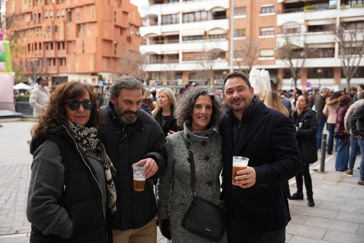Ambientazo en la Tardebuena de Badajoz, ¡búscate en las fotos!