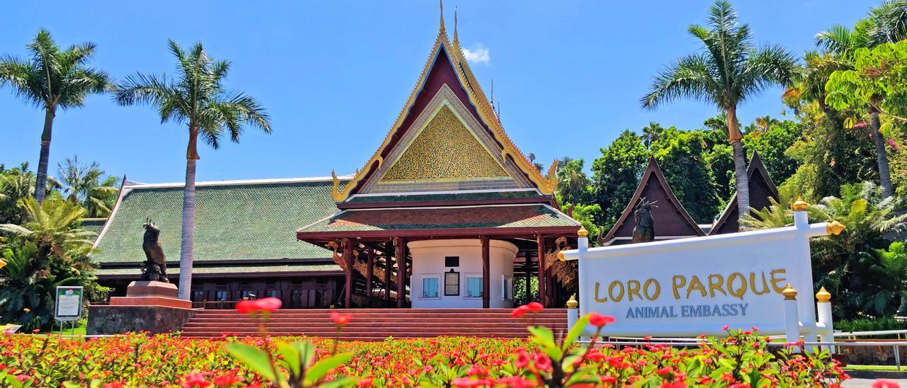 El Pueblo Thai, la entrada a Loro Parque, en Puerto de la Cruz