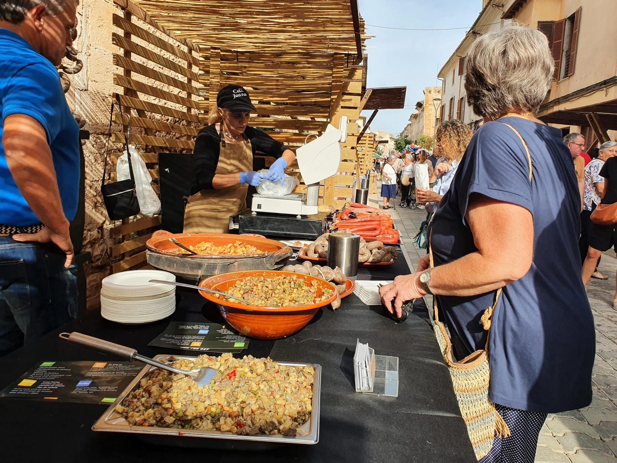 Campos vive su feria con aroma a matanzas