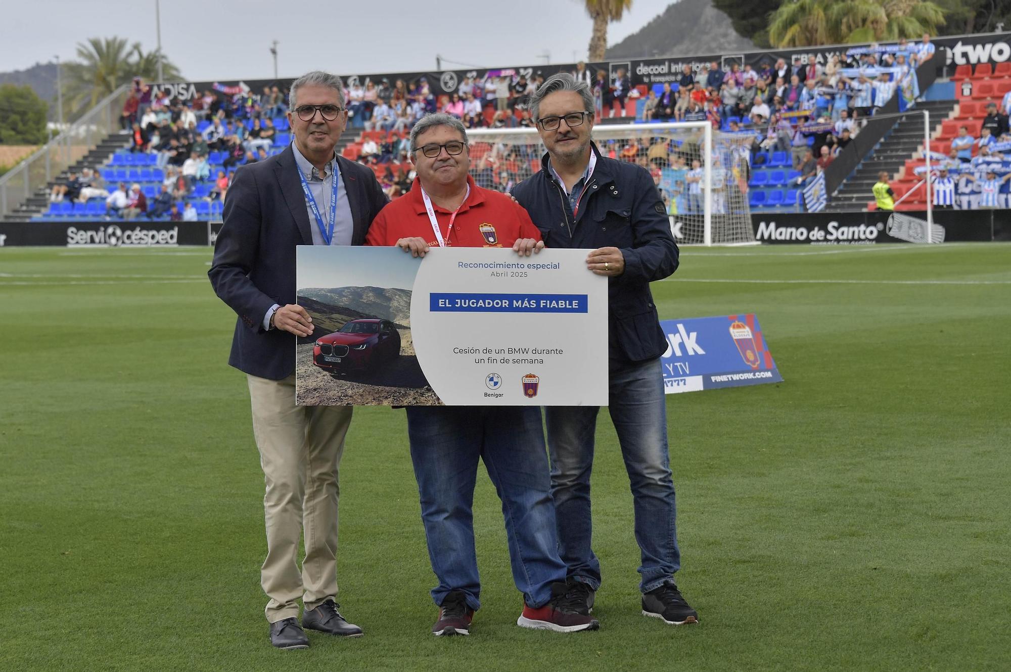 El Eldense salva el primer ‘match ball’ (1-0)
