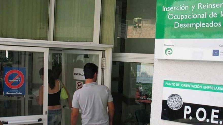 El paro sube en Extremadura en 1.016 personas en octubre