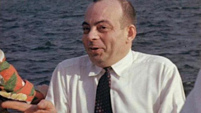 Antoine de Saint-Exupéry en 1942.