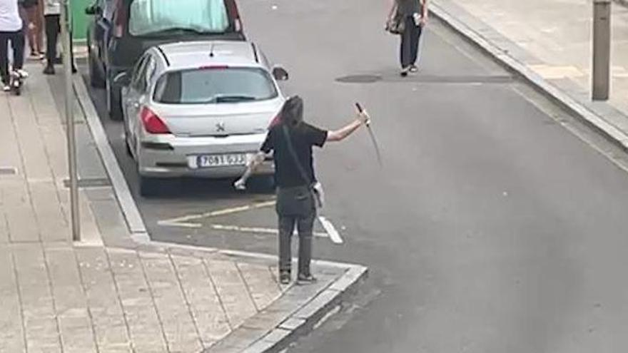 La Policía Nacional advierte sobre la proliferación de bulos falsos en redes sociales que generan alarma en Avilés: "Pueden constituir un lícito penal"