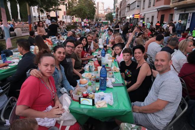 Búscate en la cena de 'pa i porta' de Almassora
