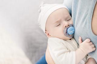 Hallan tasas de microplásticos inesperadamente altas en las heces de bebés