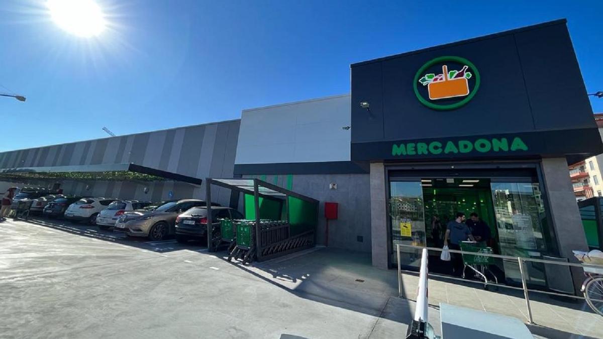 Mercadona abre hoy un nuevo supermercado en Torre del Mar.