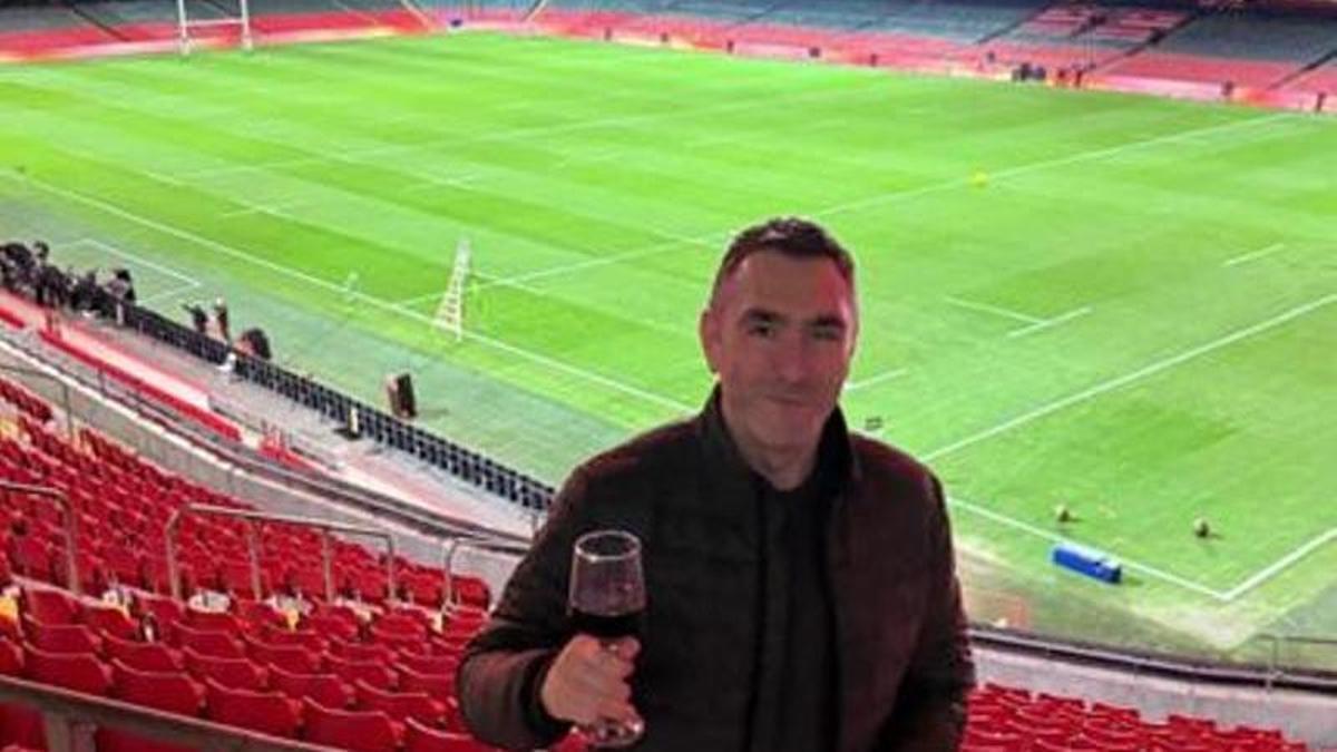 Eduardo Fernández Perín en el Millenium Stadium de  Cardiff (Gales)