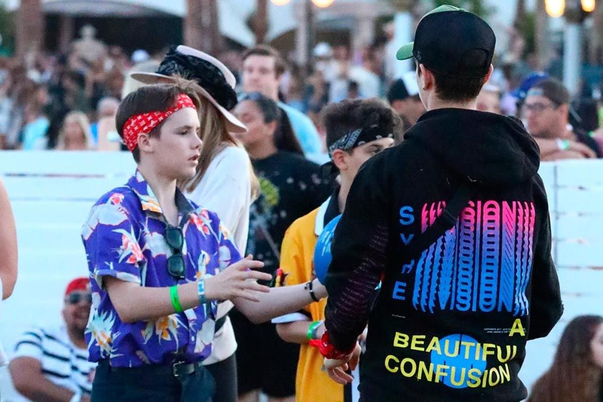 Romeo Beckham, uno más en el festival de Coachella