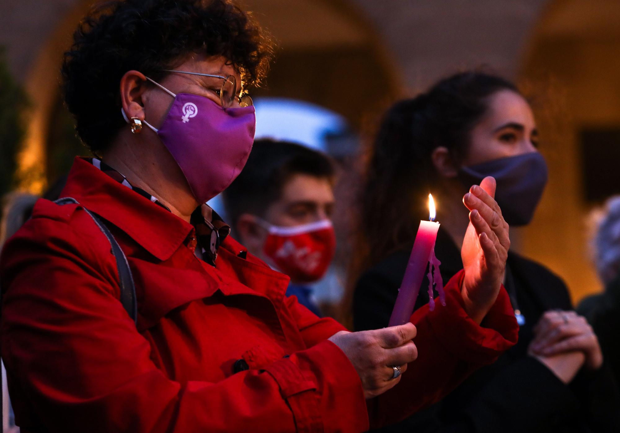 Gijón clama contra la violencia machista tras el crimen de las niñas de Canarias