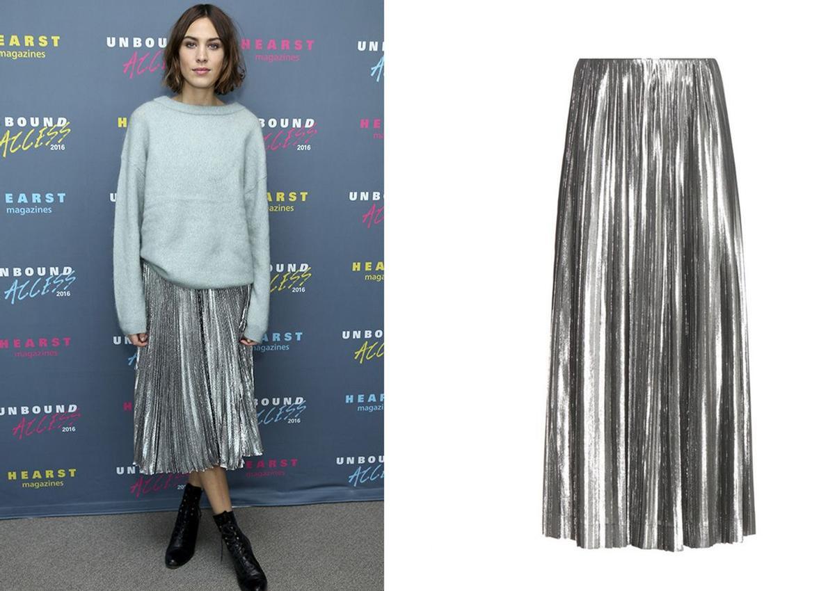 El look de Alexa Chung con falda plisada