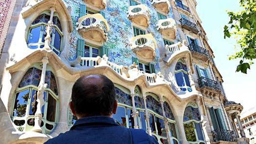 La façana de la Casa Batlló recupera l&#039;aspecte original