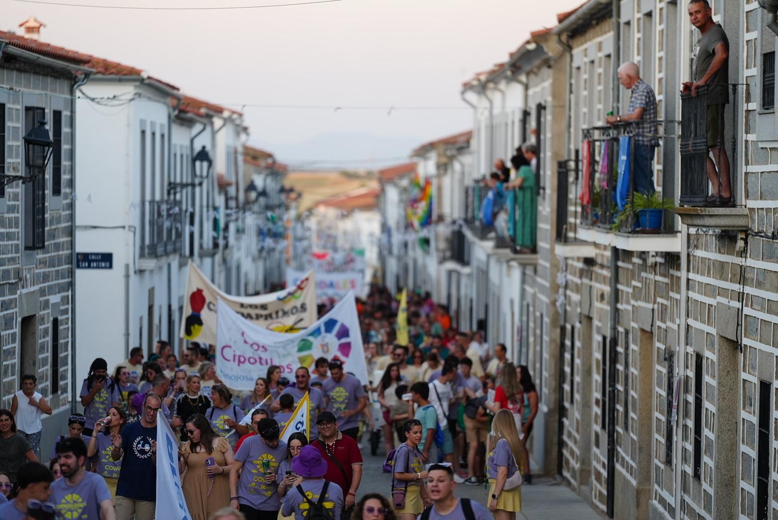 Una multitudinaria ceremonia inaugural abre las Olimpiadas Rurales de Los Pedroches
