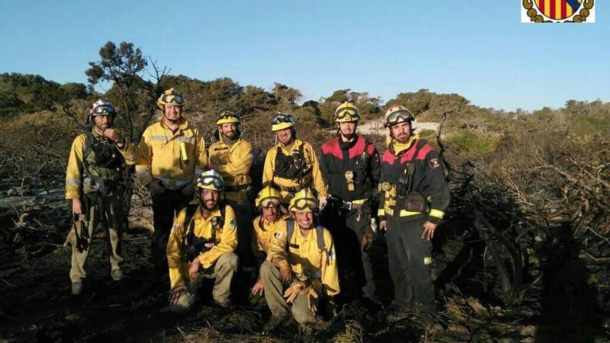 Un incendio arrasa el islote de S&#039;Espalmador de Formentera