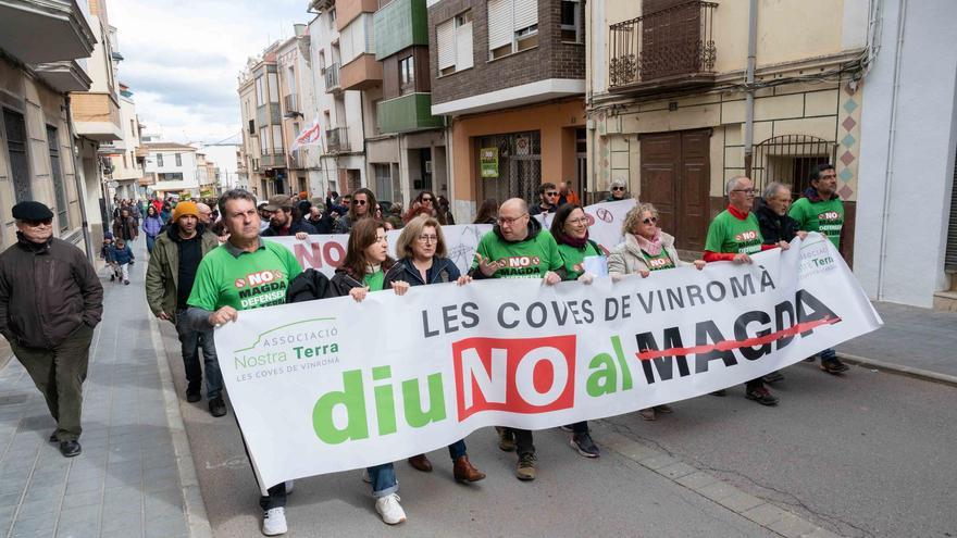 Convocan una manifestación contra las macroplantas solares en Castellón