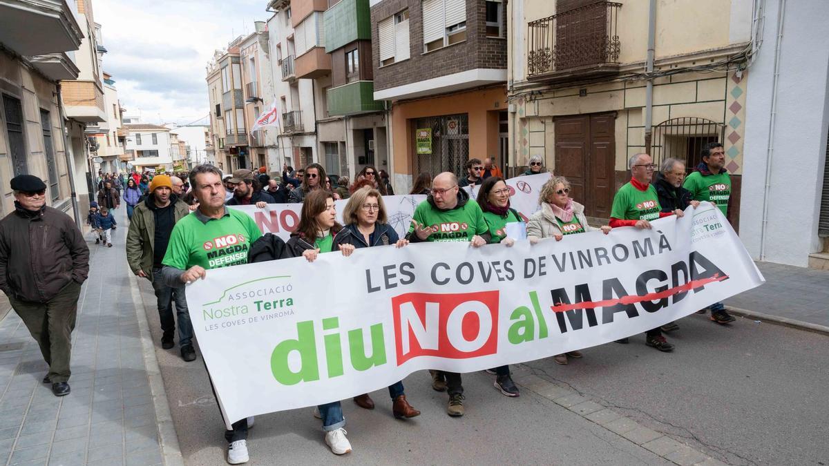 No a la Magda: Los pueblos de Castellón dicen "basta" a los abusos sobre el territorio
