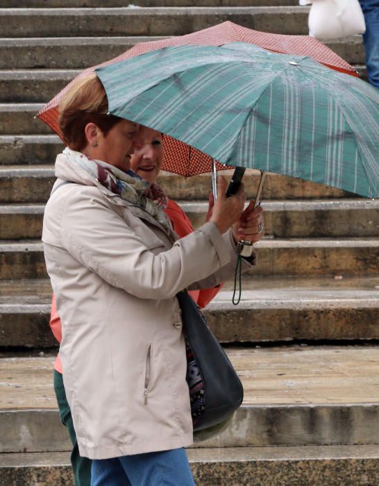 Fin de semana con lluvia y viento en Málaga