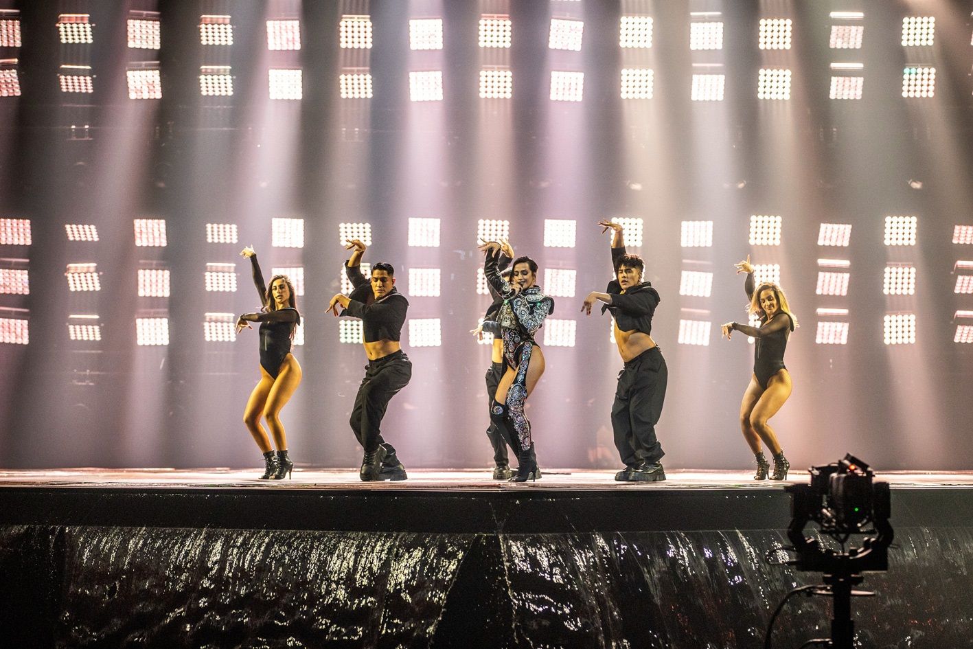 Les millors imatges de l'actuació de Chanel a Eurovisió