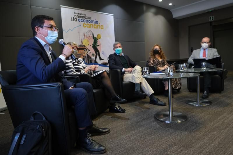 CC celebra un foro con empresarios
