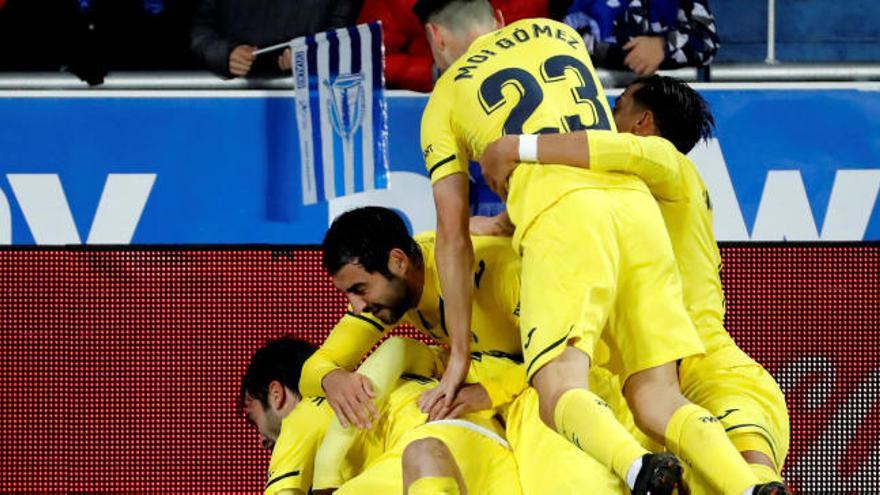 El equipo celebra uno de goles marcados ante el Alavés