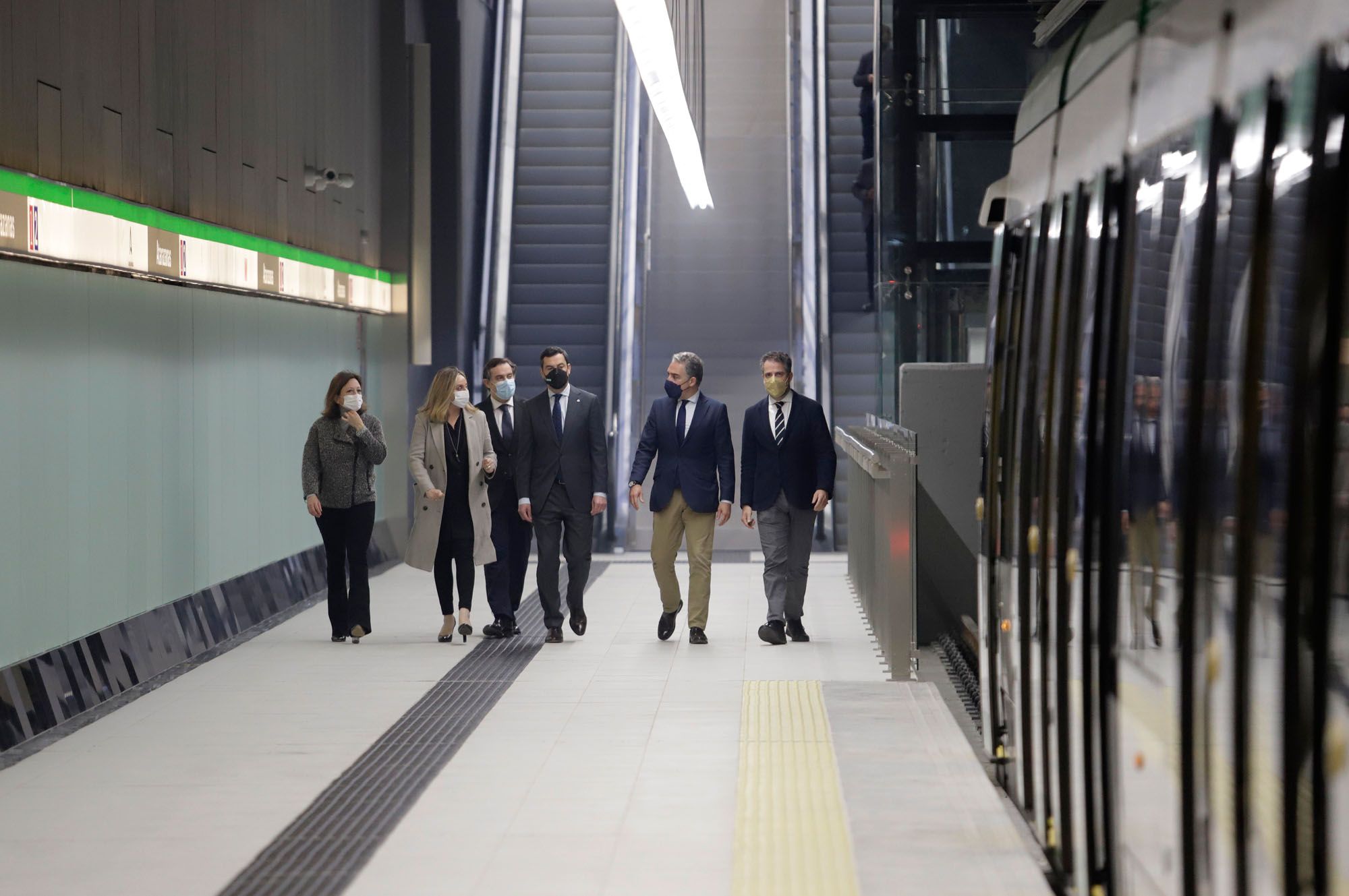 Pruebas en el tramo del metro de Málaga y visita a la estación de Atarazanas