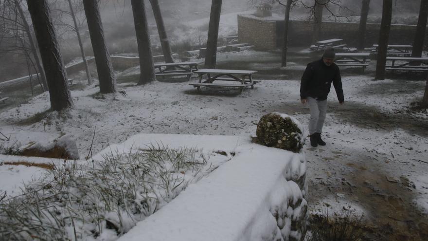 El temporal cubre de nieve la sierra de Aitana