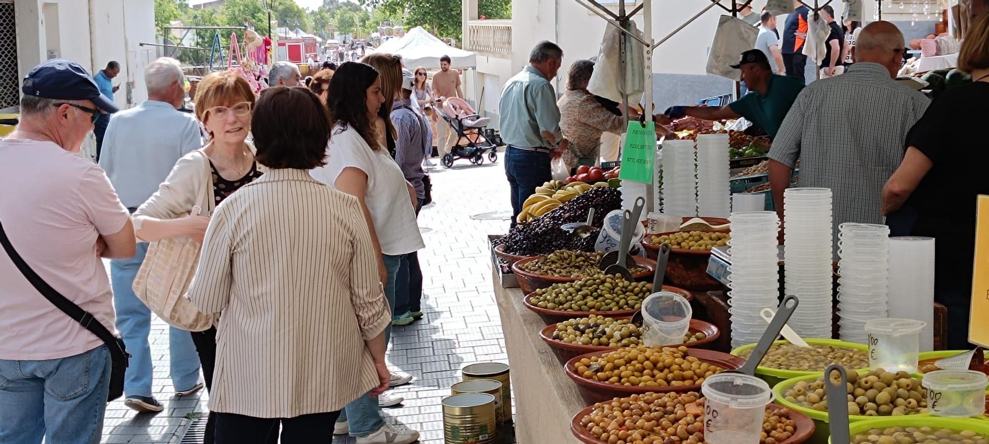 FOTOS | Las ferias de este domingo en distintos pueblos de Mallorca, en imágenes