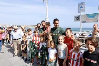 EN IMÁGENES: Así es la segunda equipación del Sporting  para la temporada 2026-2027