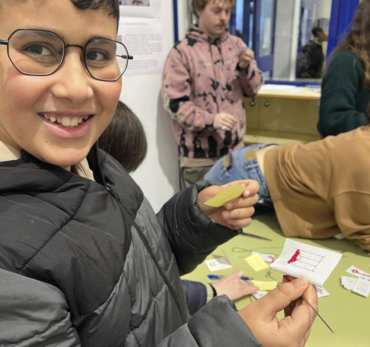Bordado palestino para conmemorar el Día de la Paz