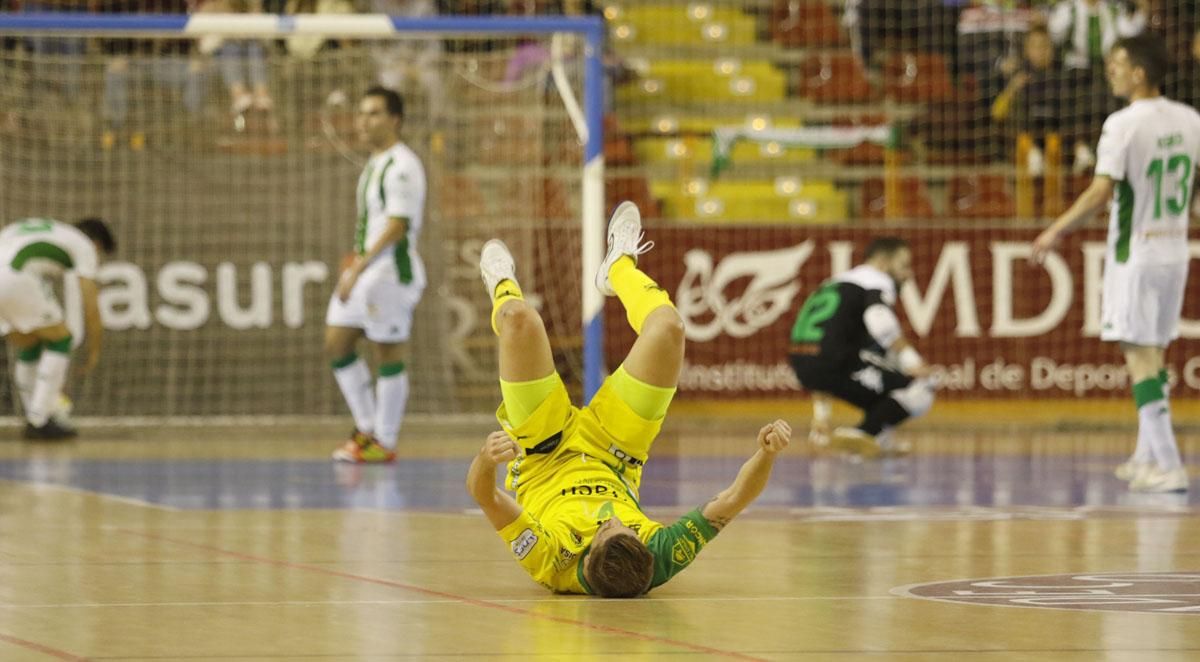 Las imágenes del Córdoba Futsal y Jaén Paraíso Interior