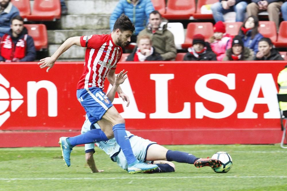 El partido entre el Real Sporting y el Numancia, en imágenes