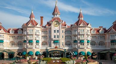 Te enseñamos en exclusiva el Disneyland Hotel, la esperada reapertura de Disneyland Paris