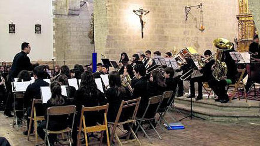 Lleno absoluto en el «Pórtico Musical» de Semana Santa