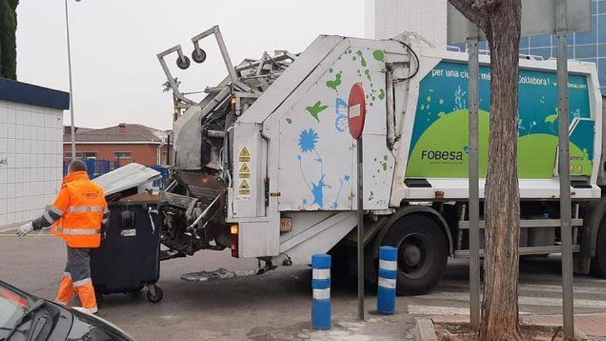 Vila-real elabora un plan de mejora del servicio de recogida de basuras