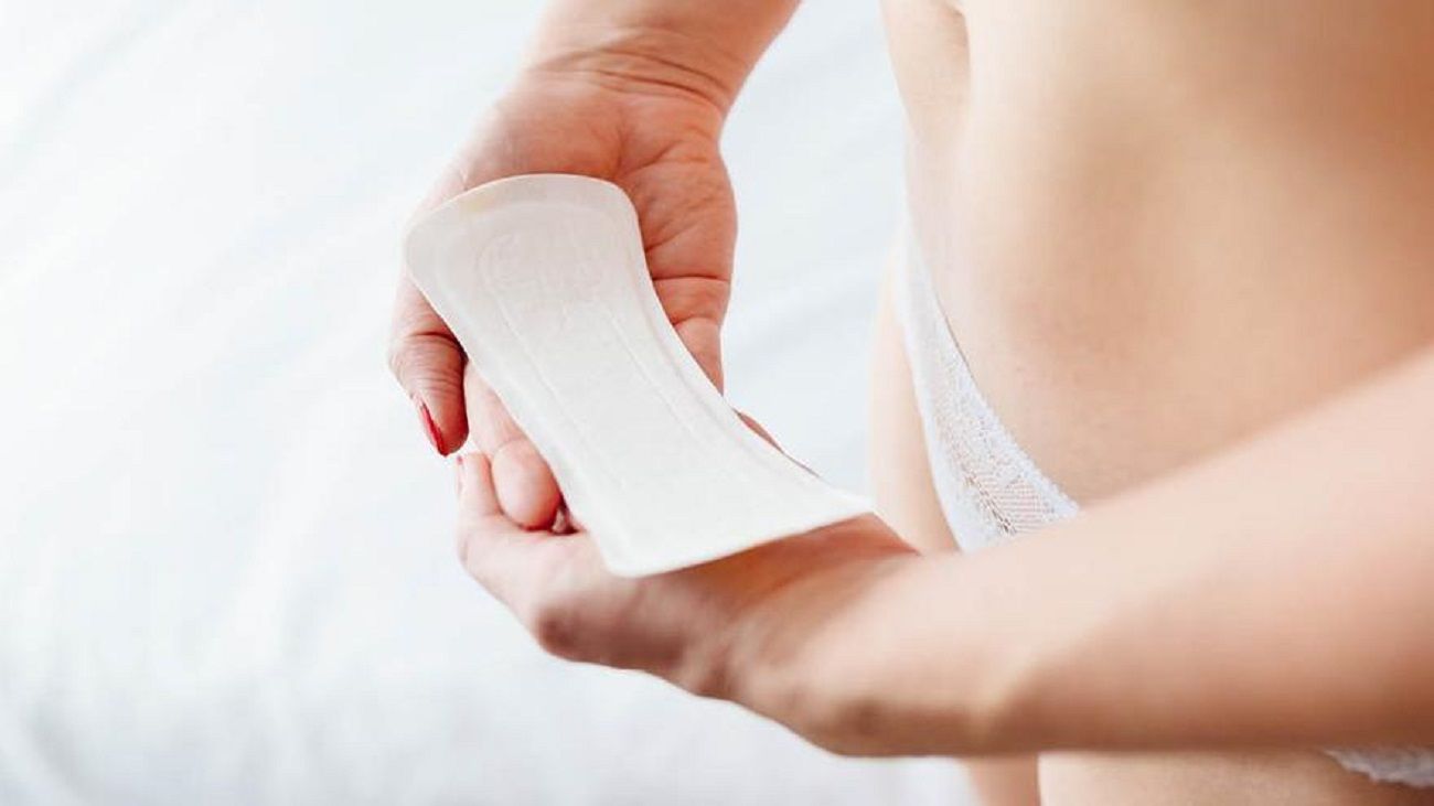 ¿Para qué sirve la moda de pegar un salvaslip en la puerta de tu armario? 9 Merca2.es 5. Uso de salvaslips perfumados