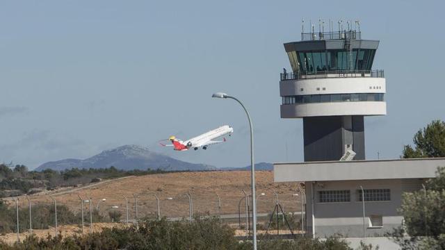 El aeropuerto de Castelló estrena dos nuevas rutas aéreas
