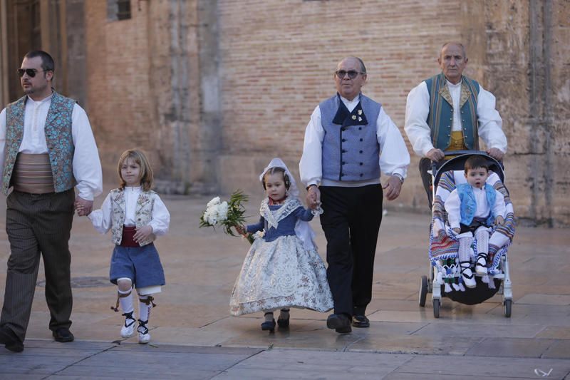 Comisiones falleras que han desfilado hasta las 18:00 horas.