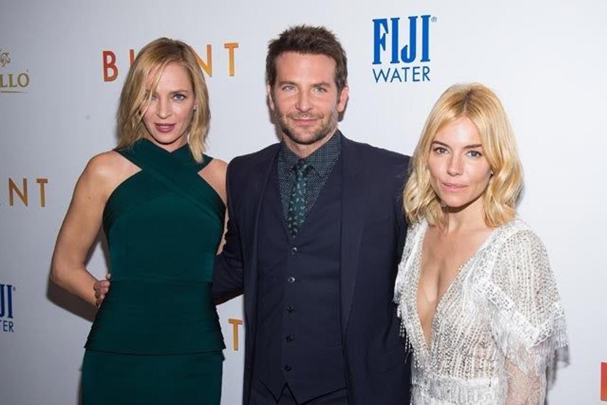 Uma Thurman, Bradley Cooper y Sienna Miller, en el estreno de Burnt en Nueva York